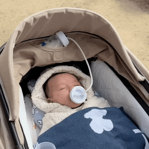 Hands-Free Baby Bottle